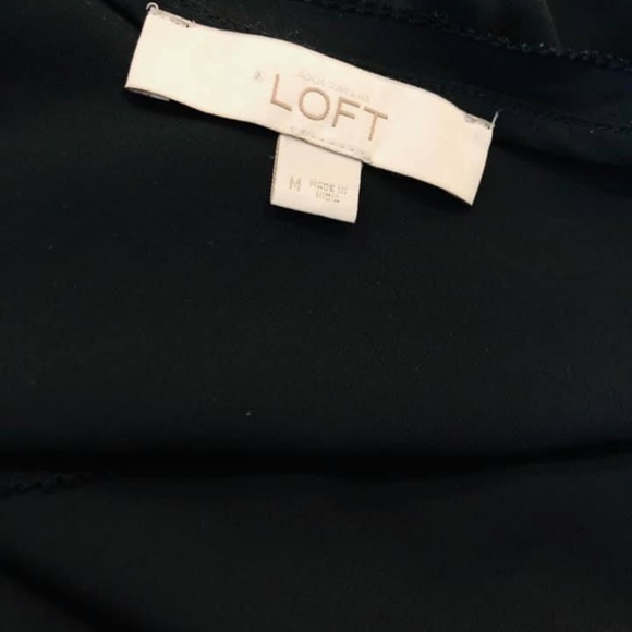 Ann Taylor Loft ruffle blouse M - Picture 4 of 4